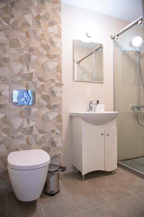 Apartemen Miami A Lovely Center 2 Bedrooms With Private Parking *