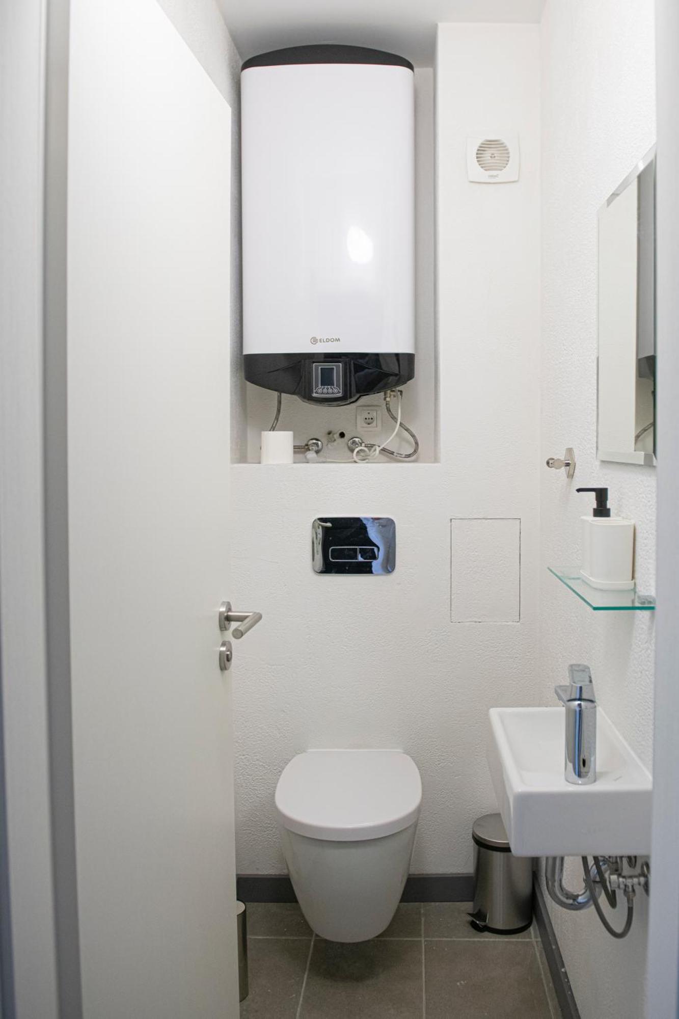 Miami A Lovely Center 2 Bedrooms With Private Parking