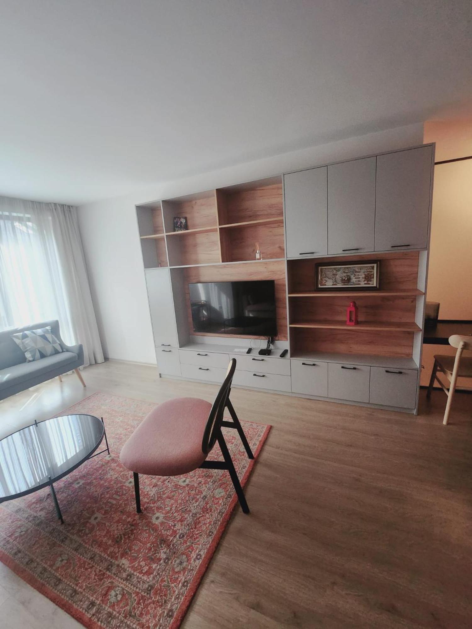 Apartemen Miami A Lovely Center 2 Bedrooms With Private Parking Sofia